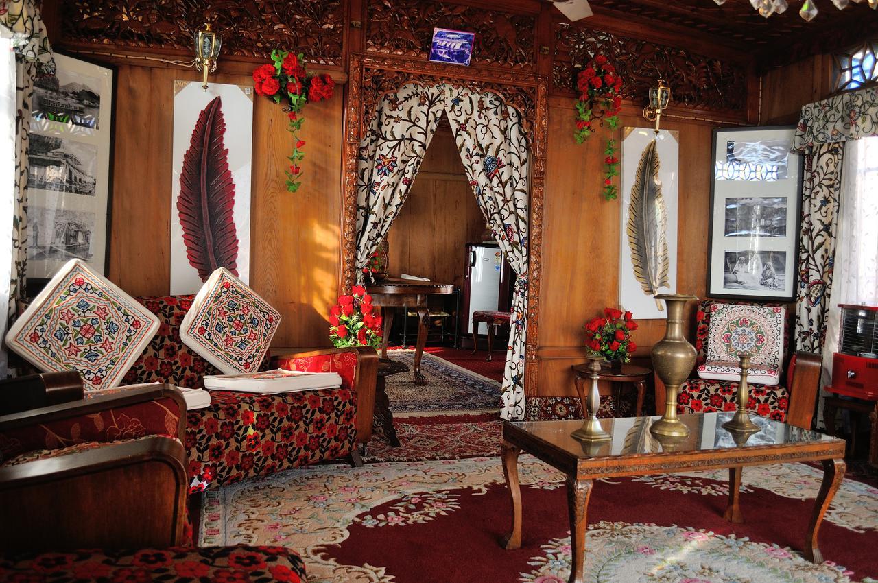 Heritage Geneva House Boat Srīnagar エクステリア 写真