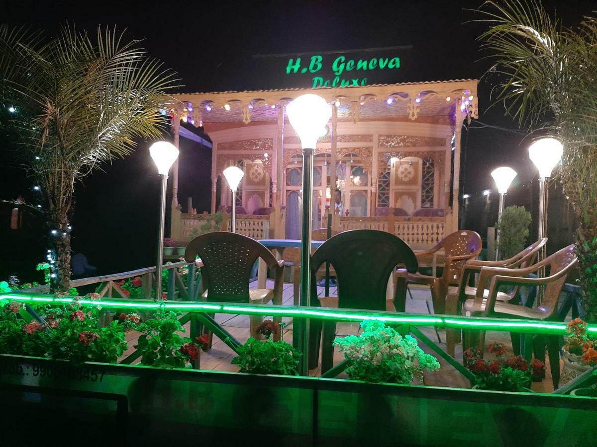 Heritage Geneva House Boat Srīnagar エクステリア 写真